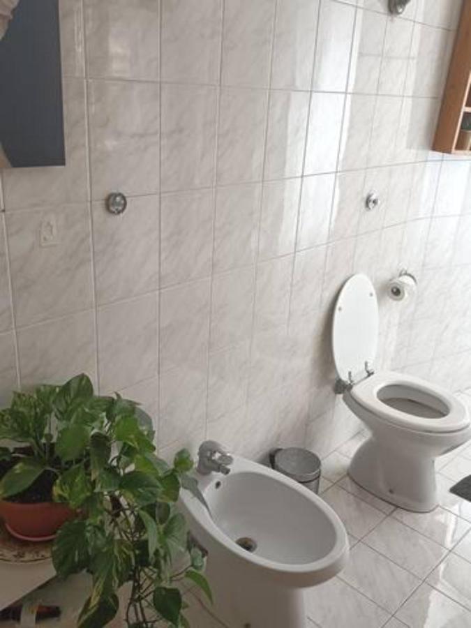 Makefemmina Hotell Neapel Exteriör bild