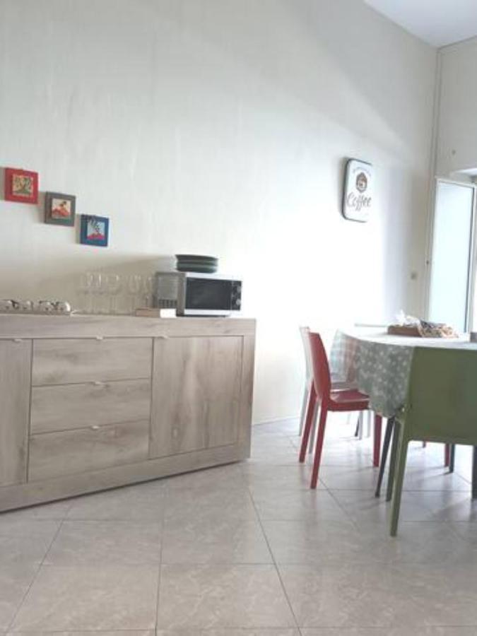 Makefemmina Hotell Neapel Exteriör bild