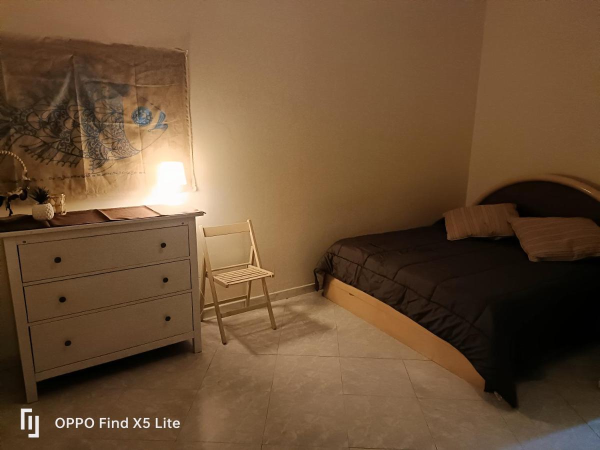 Makefemmina Hotell Neapel Exteriör bild