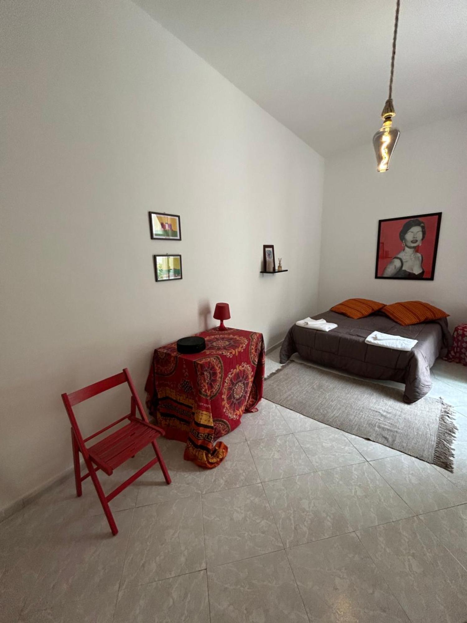 Makefemmina Hotell Neapel Exteriör bild
